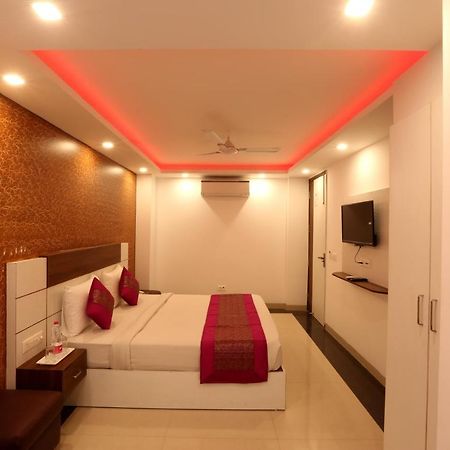 Hotel Ark Wood Új-Delhi Kültér fotó