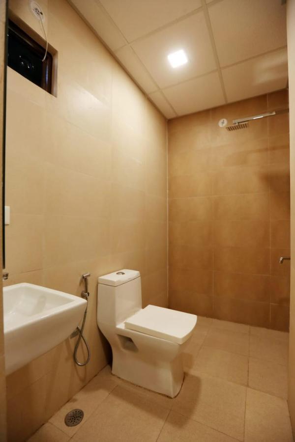 Hotel Ark Wood Új-Delhi Kültér fotó