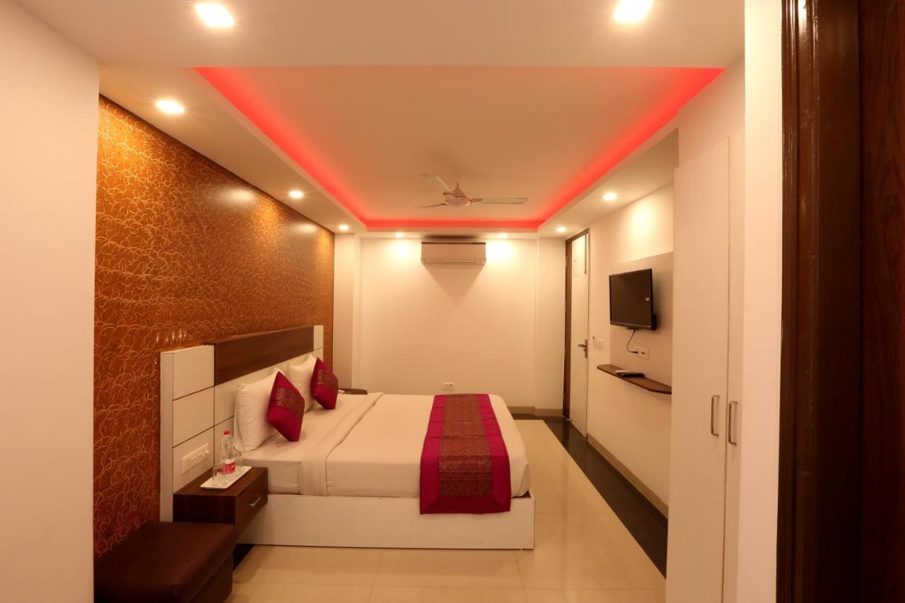 Hotel Ark Wood Új-Delhi Kültér fotó