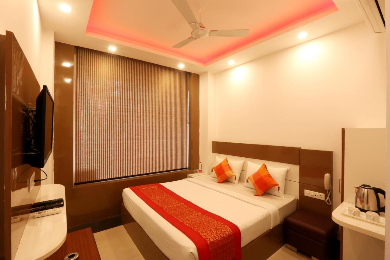 Hotel Ark Wood Új-Delhi Kültér fotó